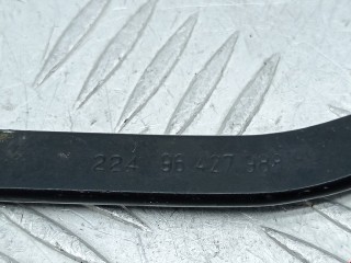 Щеткодержатель (поводок стеклоочистителя, дворник), ориг. номер 9642798880, Peugeot 307 2001-2005