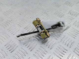 Ограничитель открывания двери задней, ориг. номер 7700828428, Renault Megane 1999-2003