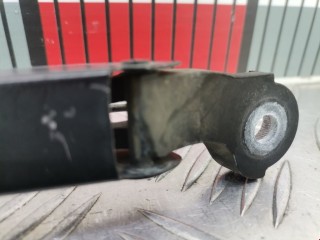 Щеткодержатель задний, ориг. номер 1J9955707, Volkswagen Golf 1991-2000