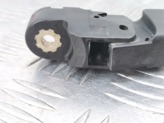 Щеткодержатель задний, ориг. номер 3882163J00, Suzuki Swift 2004-2010