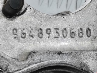 Кронштейн полуоси, ориг. номер 9648930680, Peugeot 206 2002-2009