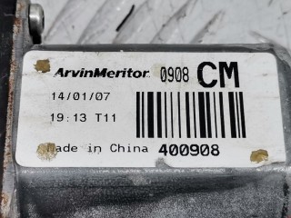 Моторчик стеклоподъемника, ориг. номер 834502B000, Hyundai Santa Fe 2004-2012