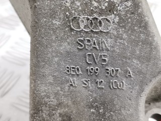 Кронштейн двигателя, ориг. номер 8E0199307A, 8E0199305A, Audi A4 2000-2006