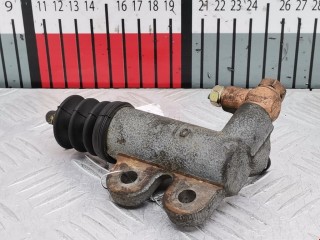 Цилиндр сцепления рабочий, ориг. номер MR980563, Mitsubishi Carisma 1995-1999