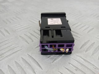 Кнопка подогрева заднего стекла, ориг. номер 3B0959621C, Volkswagen Passat 1996-2001
