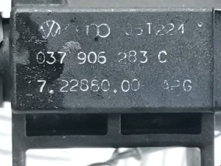 Клапан воздушный, ориг. номер 037906283C, 72288000, Volkswagen Passat 2000-2005