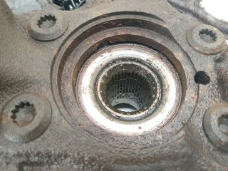 Ступица передняя правая, ориг. номер 1K0407256AA, Volkswagen Touran 2003-2006