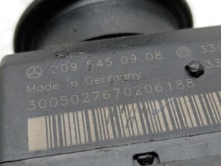 Замок зажигания, ориг. номер A2095453108, 33002409, Mercedes C W203 2000-2004