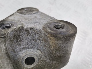 Кронштейн, ориг. номер 90575142, 90538555, Opel Zafira 2005-2008