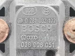 Патрубок интеркулера, ориг. номер 8D0145840M, Volkswagen Passat 1996-2001