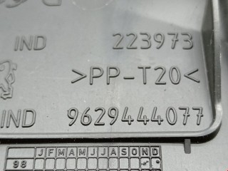 Дефлектор обдува салона, ориг. номер 9629444077, 8265F6, Peugeot 607 2000-2004