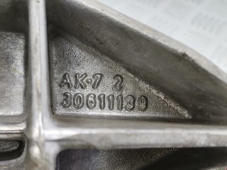 Кронштейн, ориг. номер 30611139, Volvo S40 2000-2004