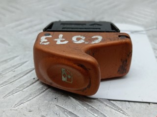 Кнопка стеклоподъемника, ориг. номер 7700432962, Renault Scenic 1999-2003