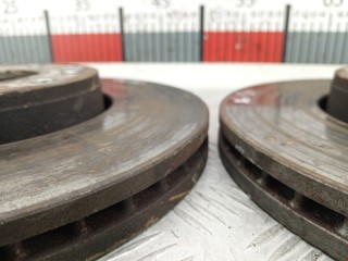 Диск тормозной передний, ориг. номер 4B0615301B, Volkswagen Passat 2000-2005