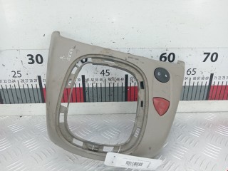 Накладка декоративная, ориг. номер 8200557259, Renault Scenic 2003-2006