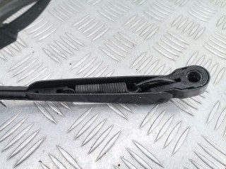 Щеткодержатель задний, ориг. номер 3M51R17526AB, 1578778, Ford Focus 2004-2008