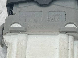 Кнопка центрального замка, ориг. номер 8200002446, Renault Espace 2002-2006