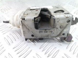 Замок двери передней правой, ориг. номер 8L1837016D, Audi A3 1996-2000