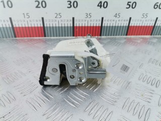 Замок двери задней правой, ориг. номер 8230151K00, Suzuki Splash 2008-2012