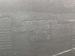 Обшивка двери передней правой (дверная карта), Suzuki Splash 2008-2012