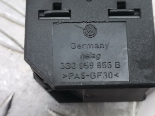 Кнопка стеклоподъемника, ориг. номер 3B0959855B, Volkswagen Bora 1998-2005
