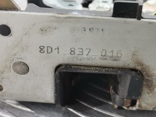 Замок двери передней правой, ориг. номер 8D1837016F, Audi A4 1994-1999