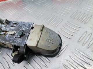 Ручка наружная передняя правая, ориг. номер 4B2837886, 4B0839208, Audi A6 1997-2001