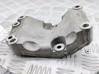 Кронштейн компрессора кондиционера, ориг. номер 1063925, Ford Focus 2001-2005