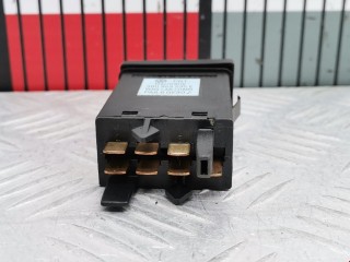 Кнопка аварийной сигнализации, ориг. номер 3B0953235E, Volkswagen Passat 1996-2001