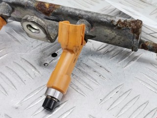 Форсунка, ориг. номер 1571073KA0, Suzuki Splash 2008-2012