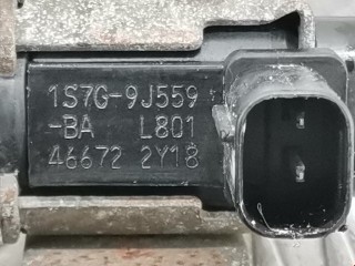 Клапан воздушный, ориг. номер L80118741, Mazda 6 2002-2005