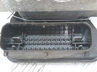 Блок ABS, ориг. номер 589203Z700, BE60031502, Hyundai i40 2011-2015