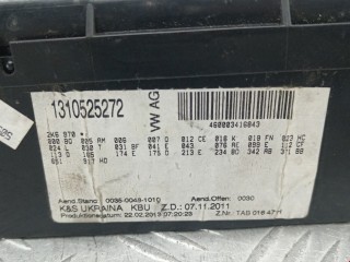 Блок предохранителей, ориг. номер 1K0937125A, Volkswagen Caddy 2010-2015
