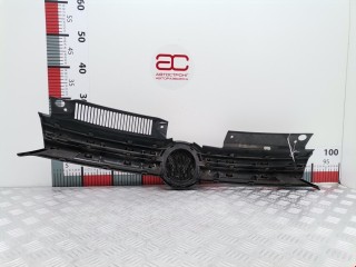 Решетка радиатора, ориг. номер 5K0853651, Volkswagen Golf 2008-2012
