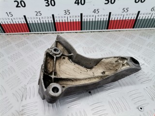 Кронштейн, ориг. номер 8D0399113AT, Volkswagen Passat 2000-2005