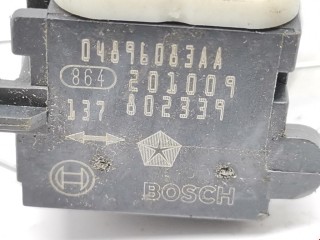 Датчик удара, ориг. номер 04896083AA, Jeep Grand Cherokee 2007-2010