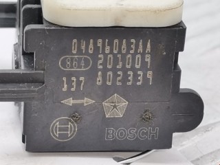 Датчик удара, ориг. номер 04896083AA, Jeep Grand Cherokee 2007-2010