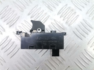 Кнопка стеклоподъемника, ориг. номер 93580-3Z000, Hyundai i40 2011-2015