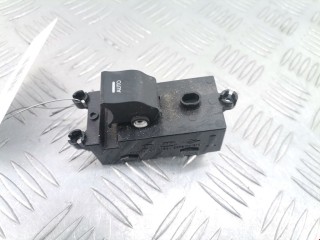 Кнопка стеклоподъемника, ориг. номер 93575-3Z200, Hyundai i40 2011-2015