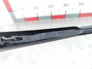 Щеткодержатель задний, ориг. номер 1J6955707A, Volkswagen Passat 2000-2005