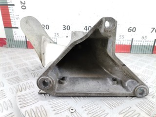 Кронштейн двигателя, ориг. номер 8D0199306G, 8D0199388G, Volkswagen Passat 2000-2005