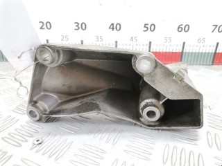 Кронштейн двигателя, ориг. номер 8D0199305A, 8DO199307P, Volkswagen Passat 2000-2005