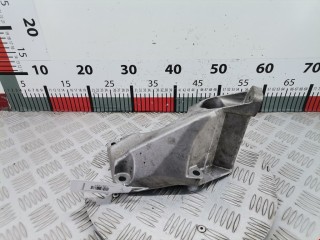 Кронштейн двигателя, ориг. номер 8D0199307P, 8D0199305A, Volkswagen Passat 1996-2001