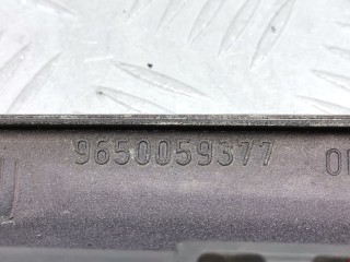 Решетка радиатора, ориг. номер 7804P4, 9650059377, Citroen Picasso 2006-2013