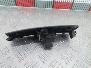 Кнопка стеклоподъемника, ориг. номер 9358017000, Hyundai Matrix 2001-2005