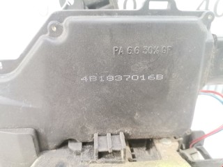Замок двери передней правой, ориг. номер 4B1837016G, 4B1837016B, Audi A6 1997-2001