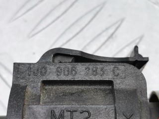 Клапан электромагнитный, ориг. номер 1K0906283A, 1J0906283C, Volkswagen Beetle 2005-2010