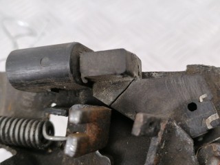 Замок капота, ориг. номер 8L0823509E, Audi A6 1997-2001