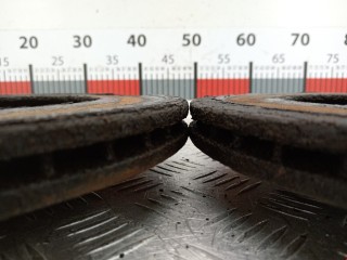 Диск тормозной передний, ориг. номер 1520297, Ford Focus 2007-2011