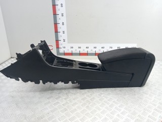 Подлокотник, ориг. номер 3C0864211B, Volkswagen Passat 2011-2015